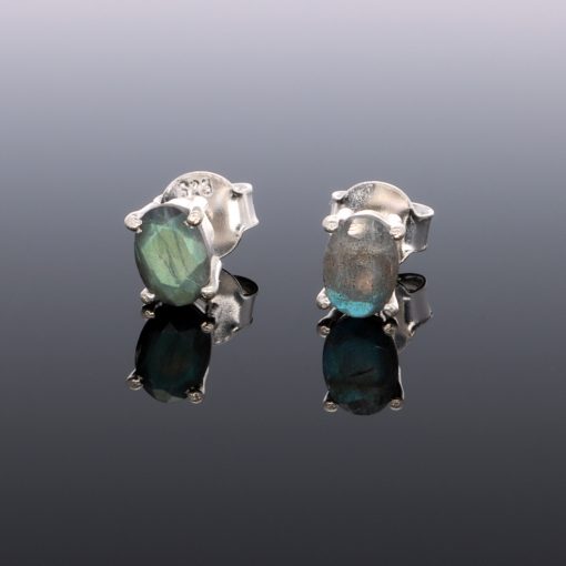 Labradorit ezüst fülbevaló, 4 karmos foglalattal