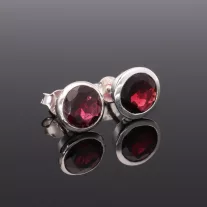 Fazettált Gránát fülbevaló-Kerek