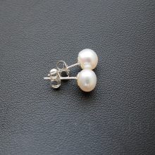 Mini Tenyésztett Gyöngy bedugós fülbevaló - 5-6  mm Fehér