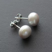 Bedugós Gyöngy Fülbevaló, 10 mm Ezüstös-Szürke