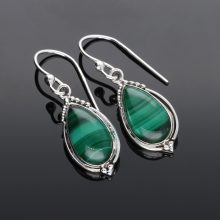 Csepp fülbevaló díszes foglalattal - MALACHIT