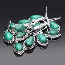 Csepp fülbevaló díszes foglalattal - MALACHIT