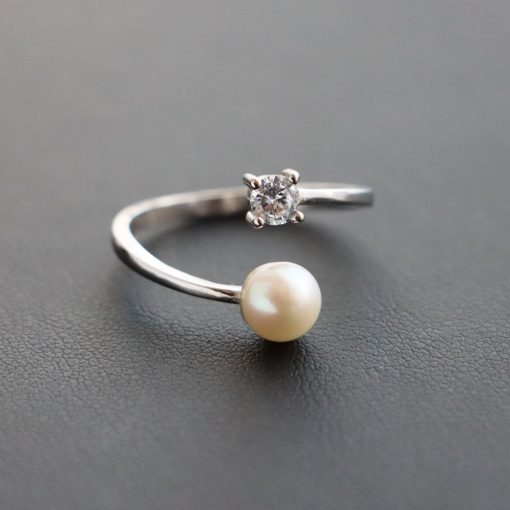Állítható gyöngy - cirkónia gömb gyűrű fehér