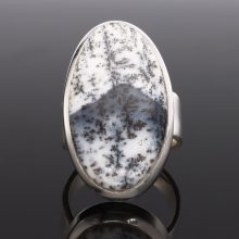 Ovál Merlinit ezüst gyűrű letisztult ezüst foglalattal