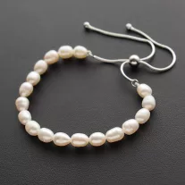 Állítható ezüst tenyésztett gyöngy karkőtő - Fehér