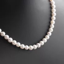    Sósvízi tenyésztett Gyöngysor -8 mm fehér - Díszes Ezüst zárral