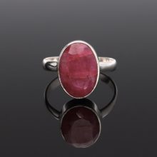 Ovál Rubin gyűrű letisztult Ezüst foglalattal