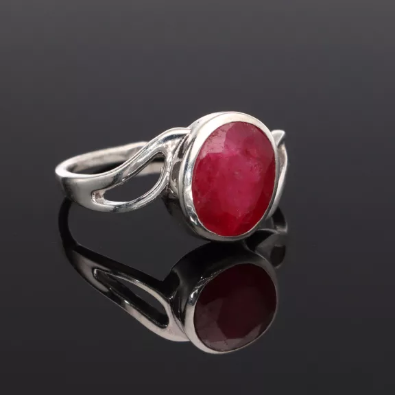 Aszimmetrikus hullám ezüst gyűrű - Rubin