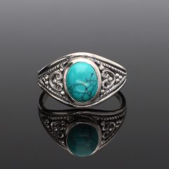 Ovál Türkiz színű Howlit gyűrű díszes sínnel