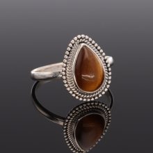 Csepp Tigrisszem ezüst gyűrű díszített foglalattal