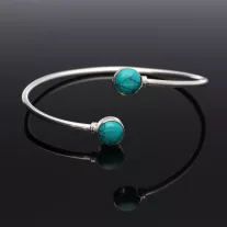 Ezüst karperec kerek Howlittal