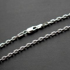 Szögletes Anker Férfi nyaklánc -  2,5 mm vastag, Tömör