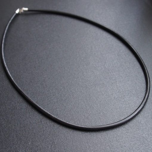 Fekete bőr nyaklánc ezüst zárszerkezettel - 4 mm vastag