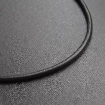 Fekete bőr nyaklánc ezüst zárszerkezettel - 4 mm vastag