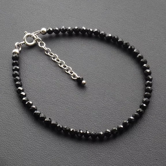Spinell garnitúra