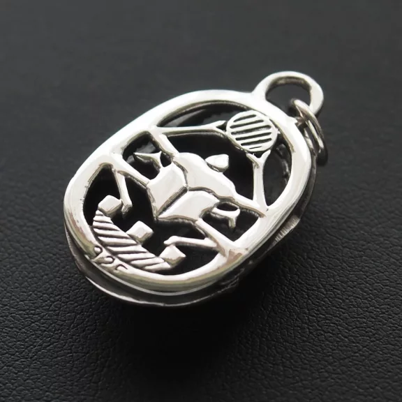 Szkarabeusz medál 2