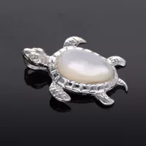 Gyöngyház Pillangó Medál