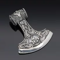 Thor kalapácsa medál - Triquetra-Odin csomója