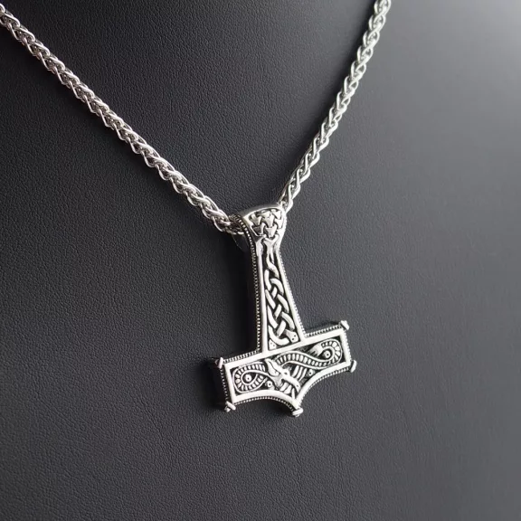 Thor kalapácsa medál - Kígyó