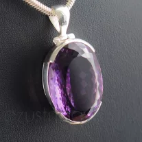 Nagy ovál Ametiszt Ékkő medál