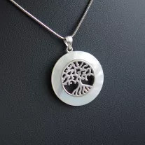 Ezüst Életfa medál Gyöngyház kerettel