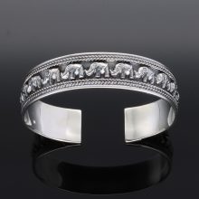 Elefánt mintás - Merev ezüst karkötő