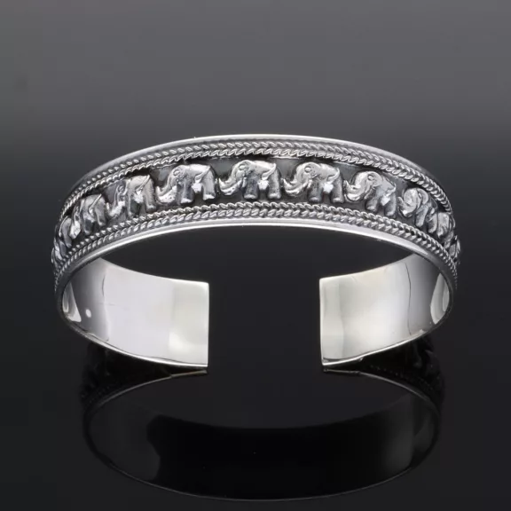 Elefánt mintás - Merev ezüst karkötő