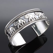 Széles Elefánt mintás - Merev ezüst karkötő