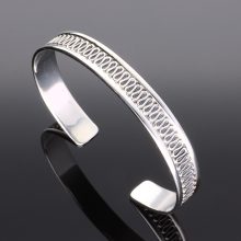 Hullámvonalas - Merev ezüst karkötő