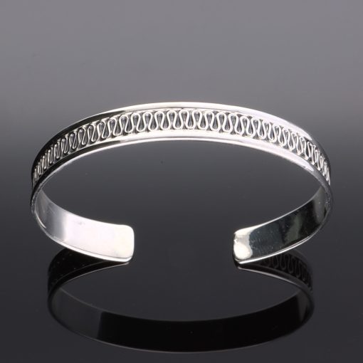 Hullámvonalas - Merev ezüst karkötő