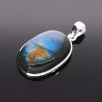 Ovális Labradorit medál