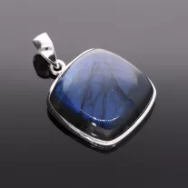 Négyzet Labradorit medál