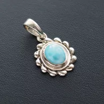 Larimar medál, díszes hullám foglalattal