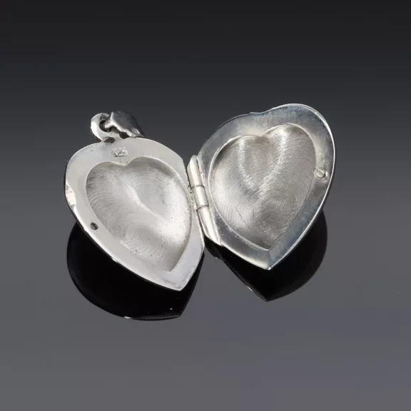 Nyitható Szív medál - 20mm