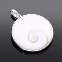  Nagy Shiva csiga medál  zárt foglalatban