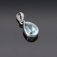 Ezüst medál Csepp Topázzal