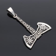   Viking kétélű balta ezüst medál - Viking szimbólumokkal