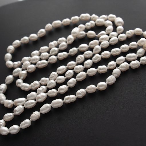 Hosszú tenyésztett  gyöngysor - Fehér  - 115 cm