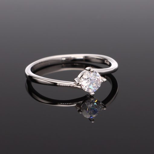 Cirkónia köves szoliter Ezüst Gyyűrű asszimetrikus sínnel