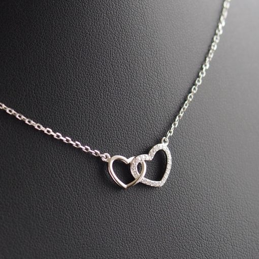 Ezüst szívben szív medál nyakláncon