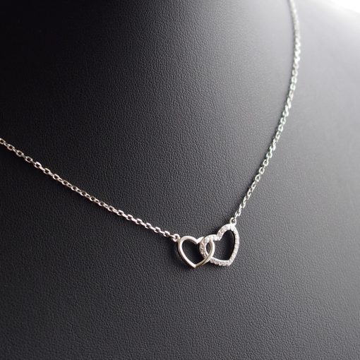 Ezüst szívben szív medál nyakláncon