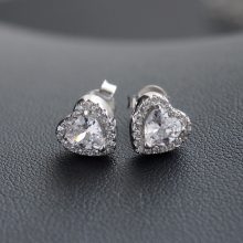 Körbe köves crikónia Szív fülbevaló