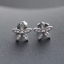 5 szirmos, apró köves cirkónia virág fülbevaló