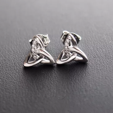 Köves Triquetra bedugós Ezüst fülbevaló