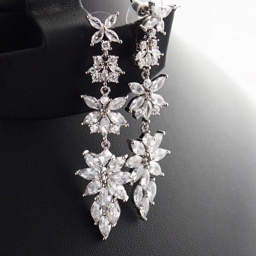 Köves alkalmi fülbevaló - négy virág