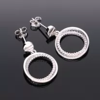 Körben a kör fülbevaló 