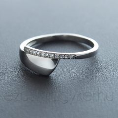 Aszimmetrikus cikrónia köves gyűrű