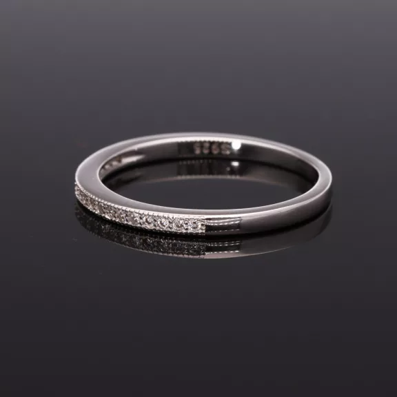 Vékony cirkónia köves ezüst karikagyűrű