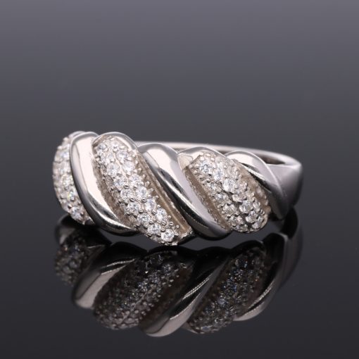 Hullámzó fényes-köves ezüst gyűrű