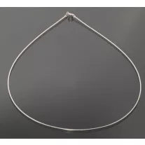 Ródiumos félmerev ezüst nyaklánc 42–50 cm-es méretben, 925 ródiumozott ezüstből, ezüst ugróval